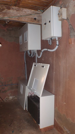 Batterie convertisseur régulateur à Sidi Wassay 2ème installation BON